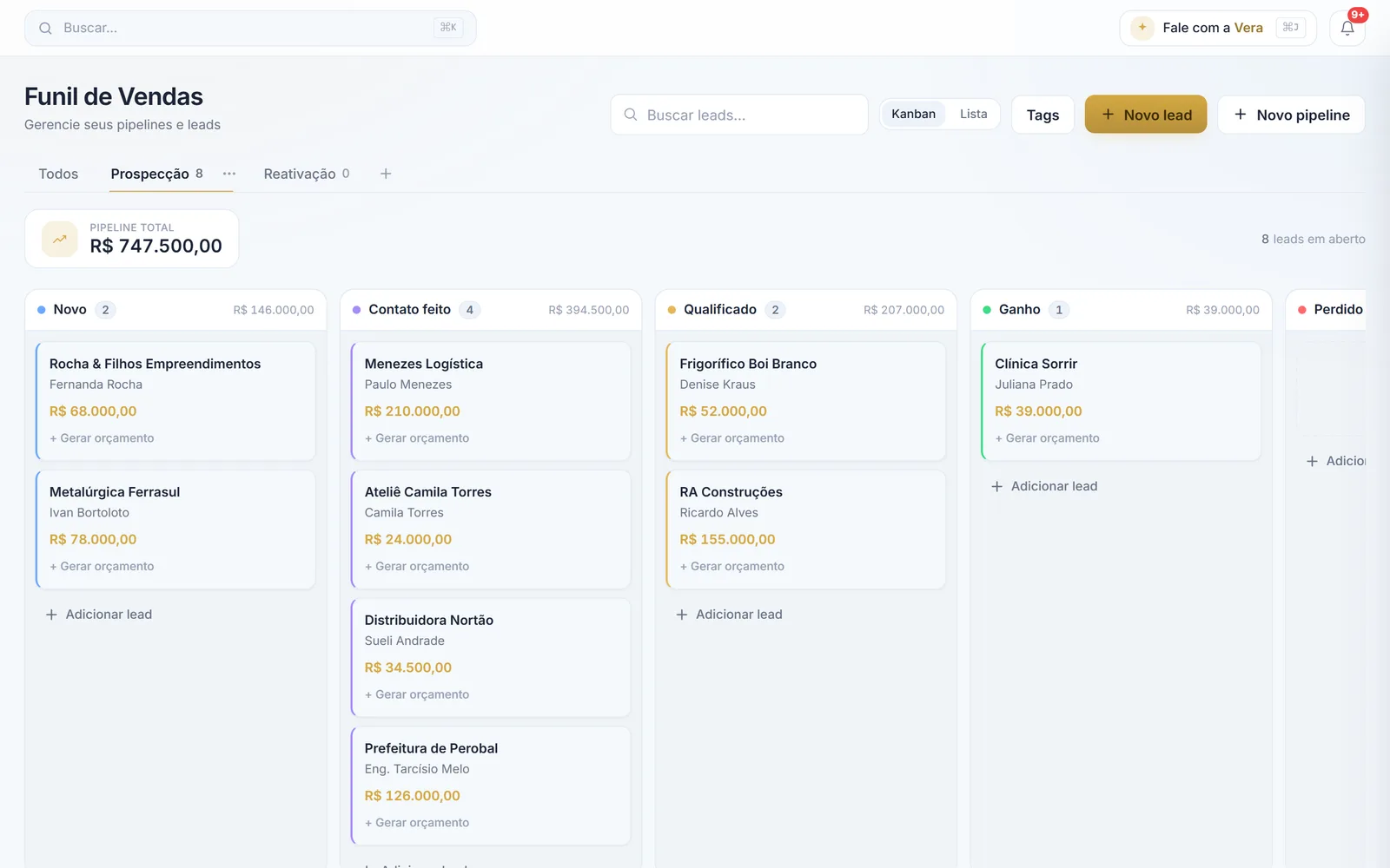 Funil de vendas em quadro kanban com valores por estágio